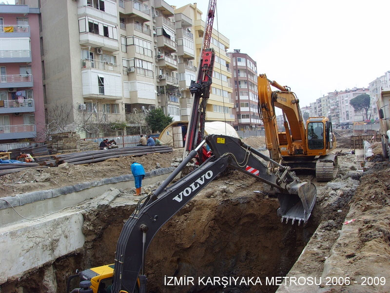 İZMİR-KARŞIYAKA METROSU HAFRİYATI